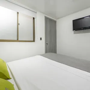 Ayenda 1024 Agora Hotel