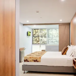 Madeiro Hotel Medellin